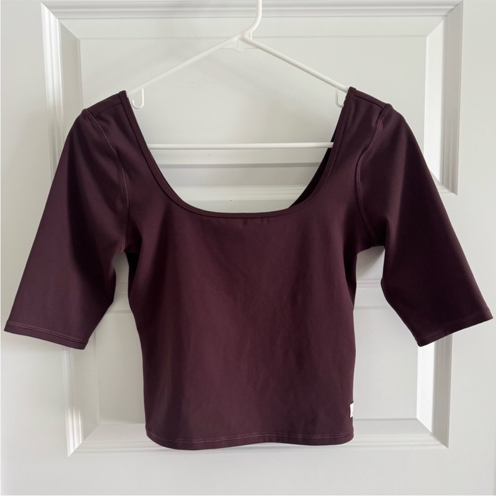 Vuori Avant Ruby Top With Built In Support - image 2